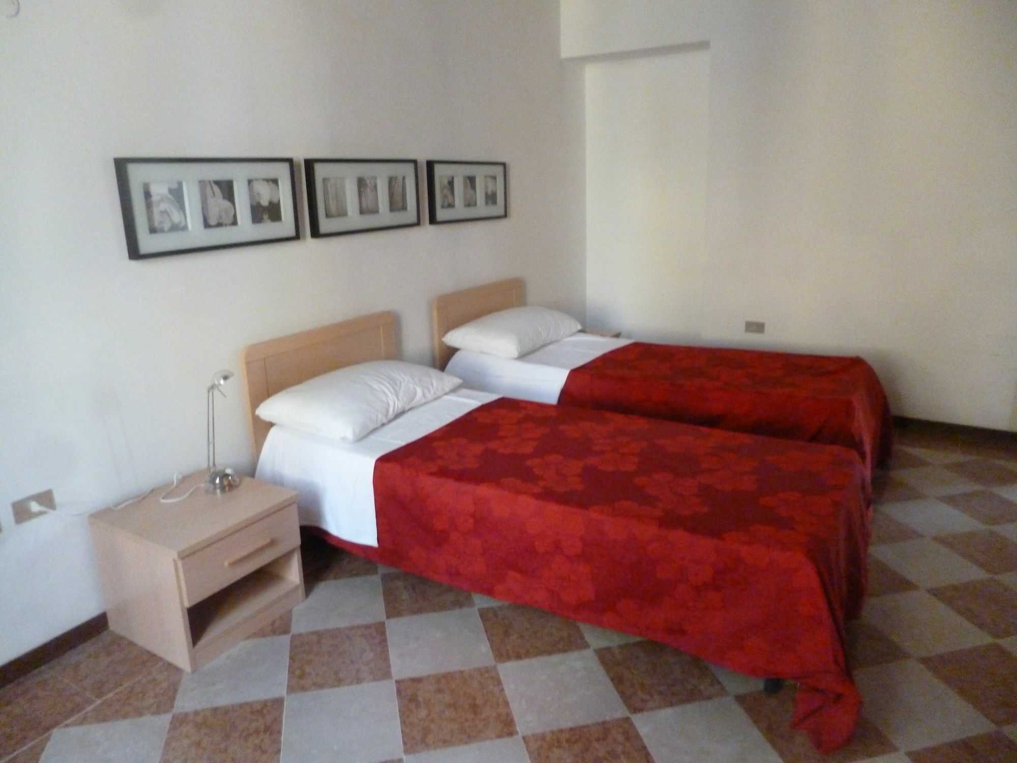 Residenza Accademia Hotel มานโตวา ภายนอก รูปภาพ