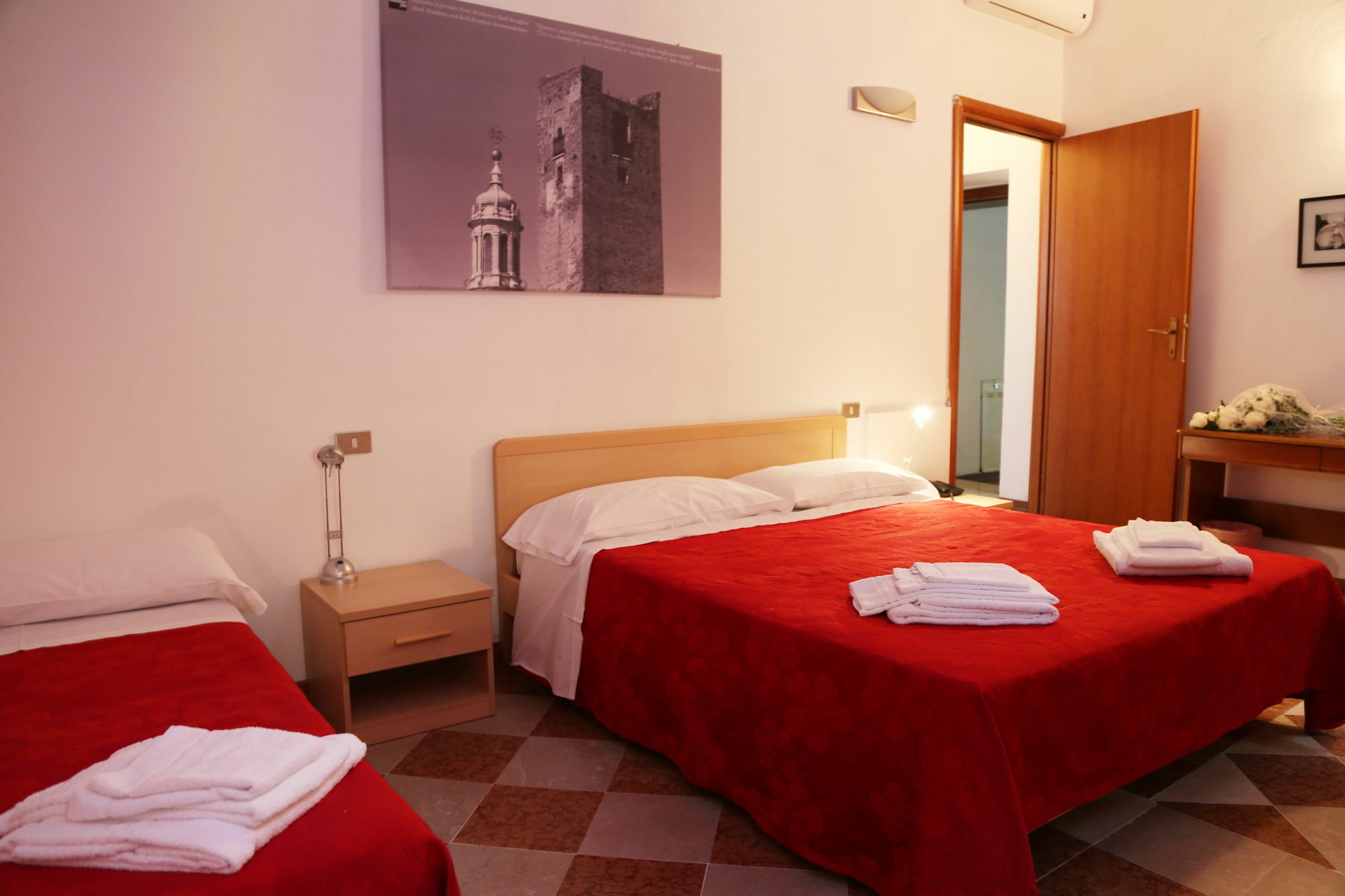 Residenza Accademia Hotel มานโตวา ภายนอก รูปภาพ